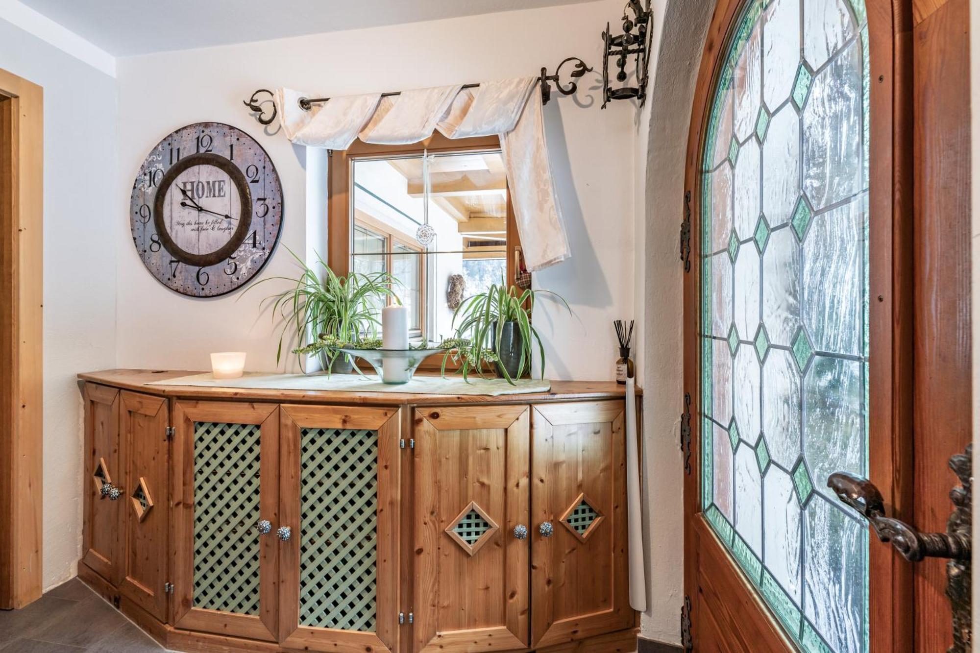 Landhaus Seiringer Apartments Finkenberg Bagian luar foto
